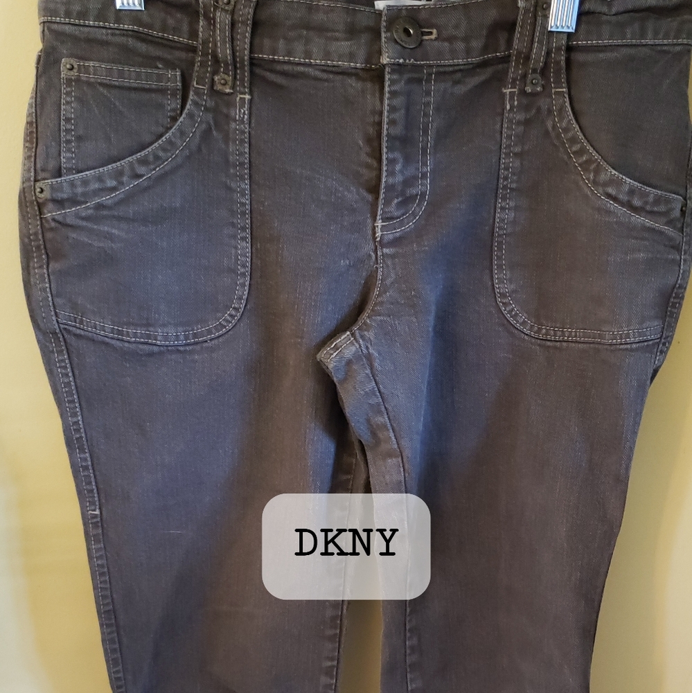 DKNY Petite brown denim low-rise capris
